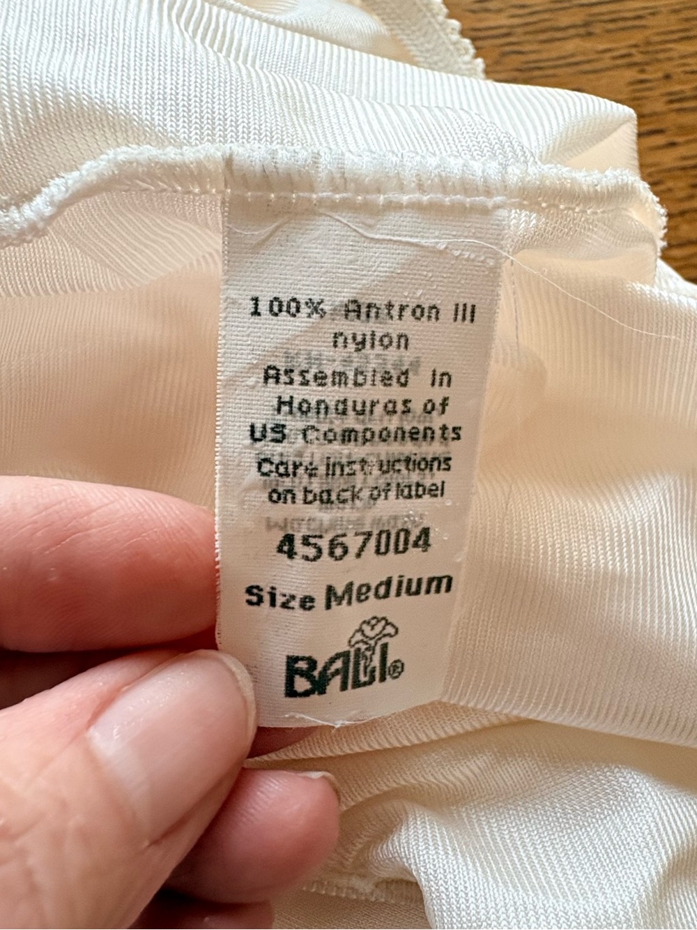 Bali Cream Half Slip with Lace Edge at hem- women’s medium- 100% nylon - Picture 9 of 12